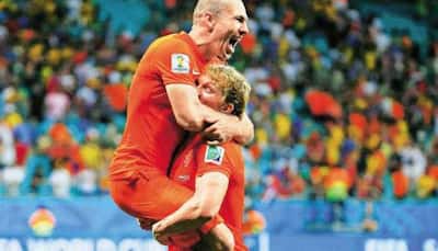Late goals earn Dutch spot in Nations League finals