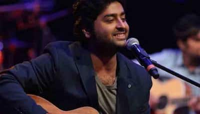 I feel claustrophobic when I listen to my songs, says Arijit Singh