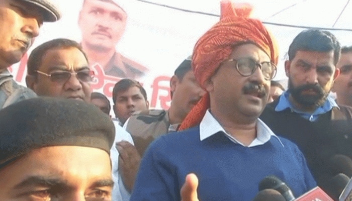 They want to kill me: Arvind Kejriwal hints at conspiracy after chilli powder attack 