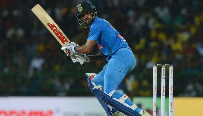 Brisbane T20I: Dhawan&#039;s 50 in vain as Aussies beat India by 4 runs