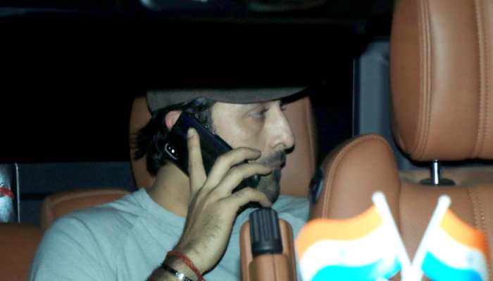 Ranbir Kapoor clicked outside Alia Bhatt&#039;s residence—Pics