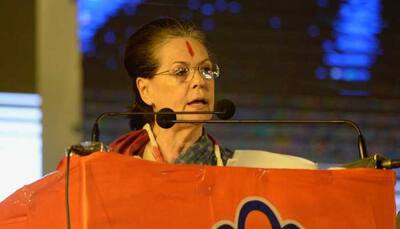 Sonia, Rahul attack TRS chief K Chandrasekhar Rao for ‘family rule’ in Telangana