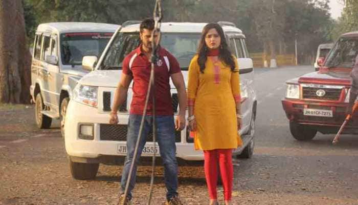 Khesari Lal Yadav-starrer Coolie No 1 new stills out — Check photos