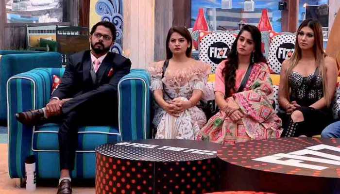 Bigg Boss 12 Weekend Ka Vaar written updates: Salman Khan interrogates Deepak Thakur, Megha Rode