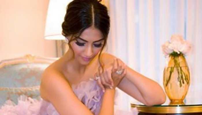 Sonam Kapoor looks like a royal princess in latest Instagram post