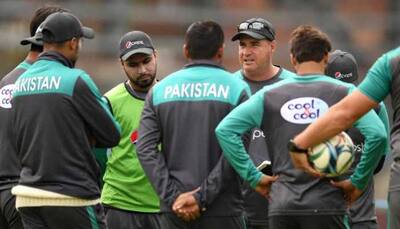 Mickey Arthur seeks help from sports psychologist to fix Pakistan's 'pressure' problem