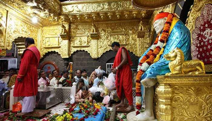 Shirdi Saibaba Trust removes controversial signboards after protests