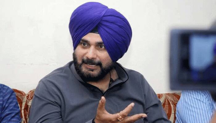 Navjot Singh Sidhu attacks PM Modi in Rajasthan, repeats thief slur