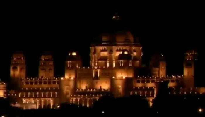 Umaid Bhawan Palace lits up by firework as Priyanka Chopra, Nick Jonas say &#039;I Do&#039;
