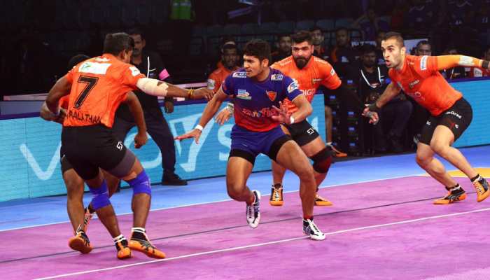 Pro Kabaddi League: U Mumba outclass Dabang Delhi 41-34