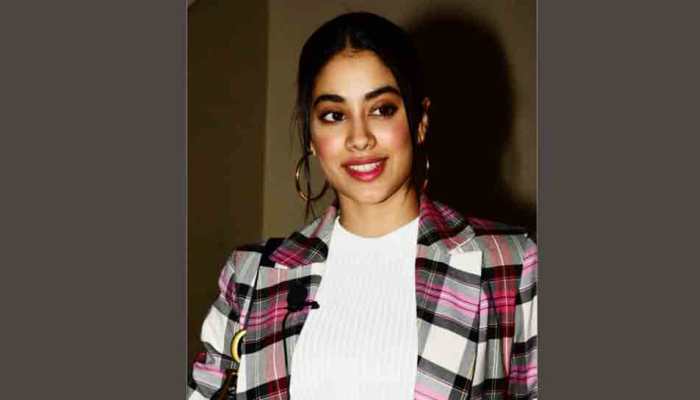 Is Janhvi Kapoor taking Urdu lessons for Karan Johar's Takht?