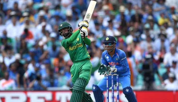 Pakistan opener Mohammad Hafeez retires from Test cricket