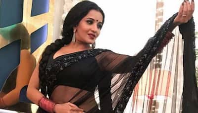 Monalisa stuns in a black saree, pictures are unmissable!