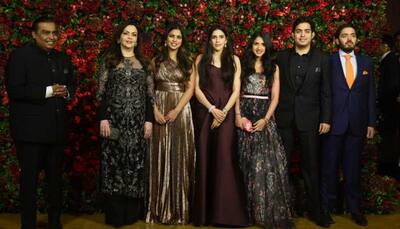 Isha Ambani-Anand Piramal wedding: Mukesh Ambani and Nita Ambani perform on a Bollywood number-Watch