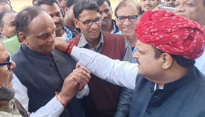 Rajasthan Assembly Election Results 2018: Congress&#039; winning candidate Dr Raghu Sharma hugs losing BJP rival in Kekri