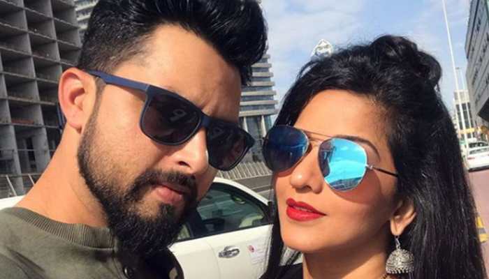 Monalisa's selfie with husband Vikrant Singh Rajpoot is all things love