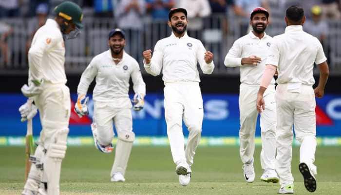 Virat Kohli 'out of control', claims former Australian batsman Michael Hussey   