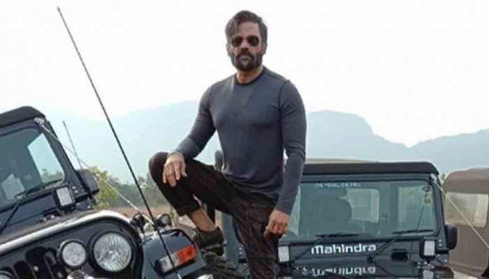 Suniel Shetty advises son Ahan to become producer's actor