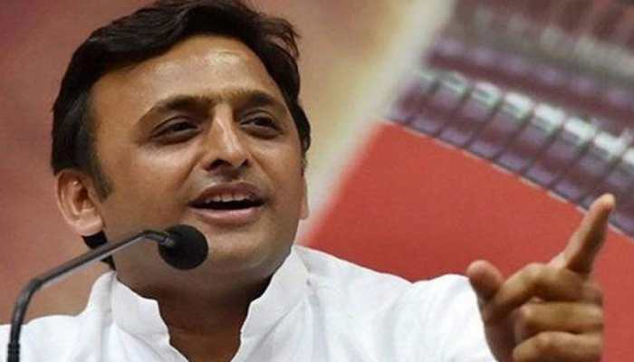 Akhilesh Yadav lauds KCR&#039;s bid to form Federal Front, says will meet Telangana CM in Hyderabad