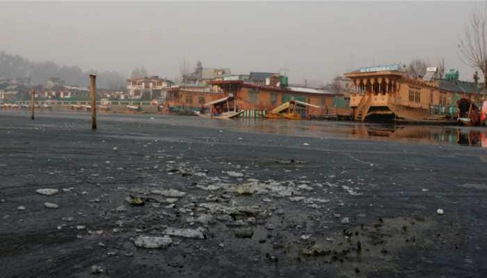 Srinagar experiences coldest December night in 30 years