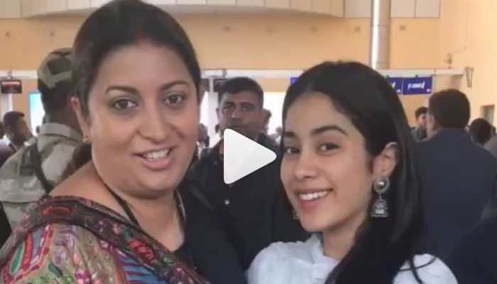 Smriti Irani has an epic reaction to Janhvi Kapoor calling her &#039;aunty&#039;-See inside