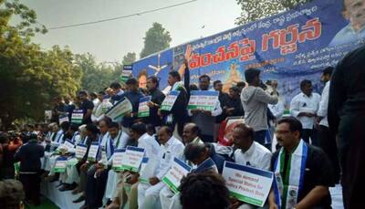 YSRCP protests in Delhi over special status to Andhra Pradesh, slams TDP and BJP