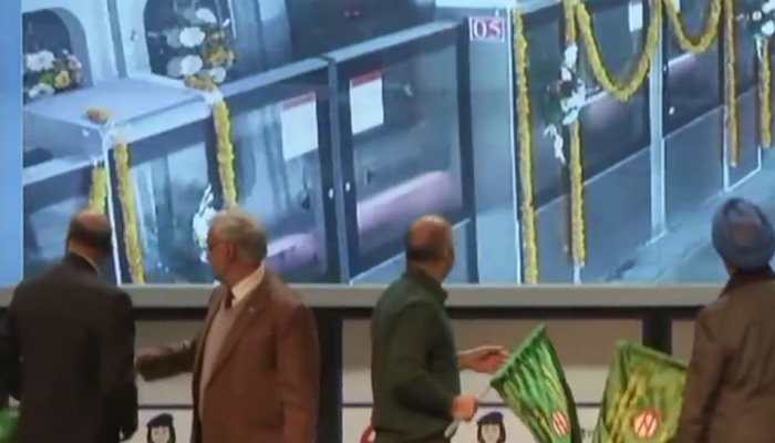 Delhi Metro Pink Line's Lajpat-Mayur Vihar section now open