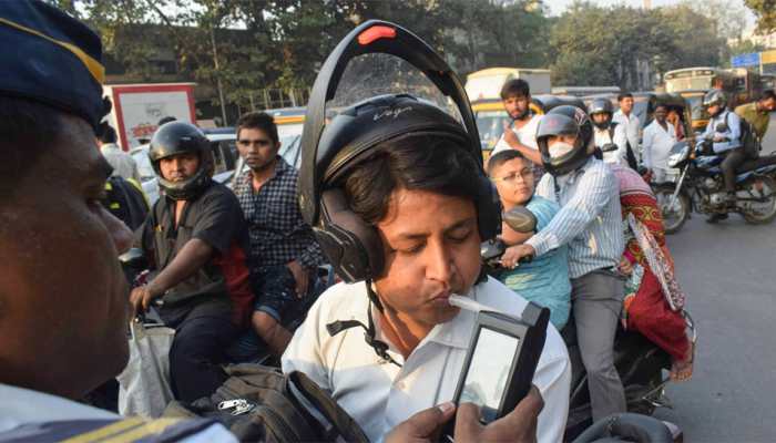 On New year's eve, Mumbai police crack the whip on drunk driving