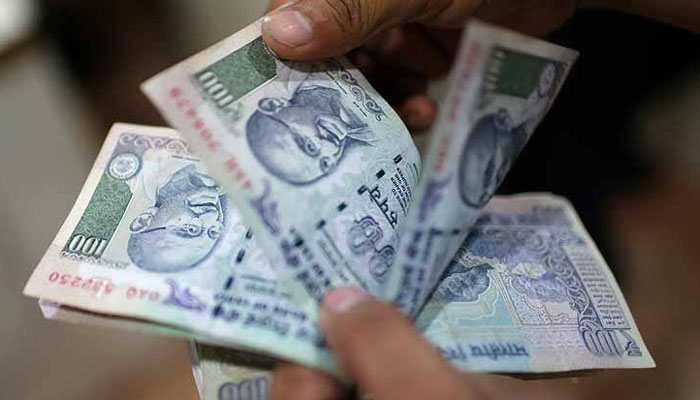 Rupee falls 27 paise to 69.70 against US dollar
