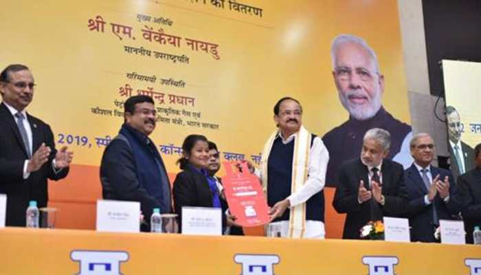 Pradhan Mantri Ujjwala Yojana achieves 6 crore mark Pradhan Mantri Ujjwala Yojana achieves 6 crore mark