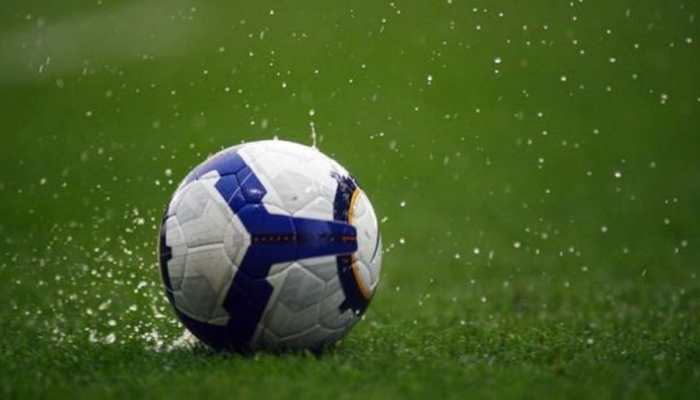 Former FIFA referee Alex Vaz passes away Former FIFA referee Alex Vaz passes away