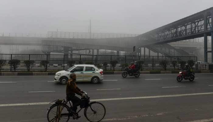 Thick blanket of fog envelops Delhi; 9 trains delayed
