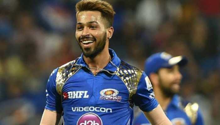 Hardik Pandya apologises after facing criticism for sexist remarks on chat show Hardik Pandya apologises after facing criticism for sexist remarks on chat show