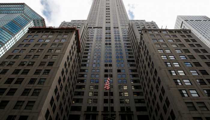 New York&#039;s Chrysler Building put up for sale