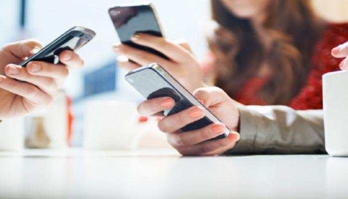 Excessive social media use akin to drug addiction: Study