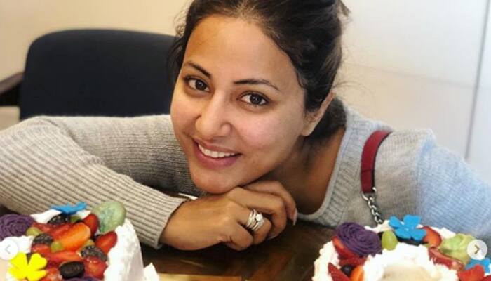 Hina Khan completes 10 years in the TV industry, cuts cake to celebrate-See pic
