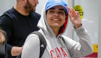 Fleeing Saudi teen welcomed as 'brave new Canadian' in Toronto