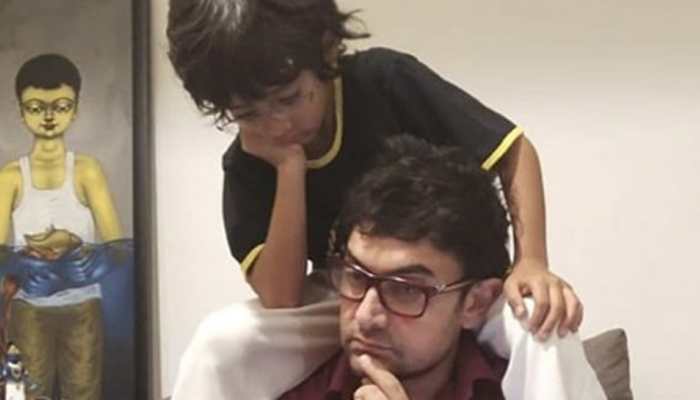 Aamir Khan&#039;s pic with son Azad is too cute to miss!