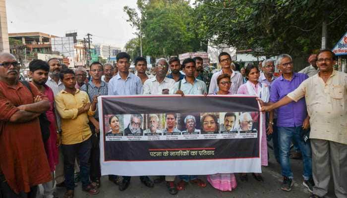 Bhima Koregaon case: SC refuses to quash FIR against activist Anand Teltumbde