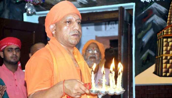 Adityanath orders inspection of all Kumbh camps after fire scare Adityanath orders inspection of all Kumbh camps after fire scare