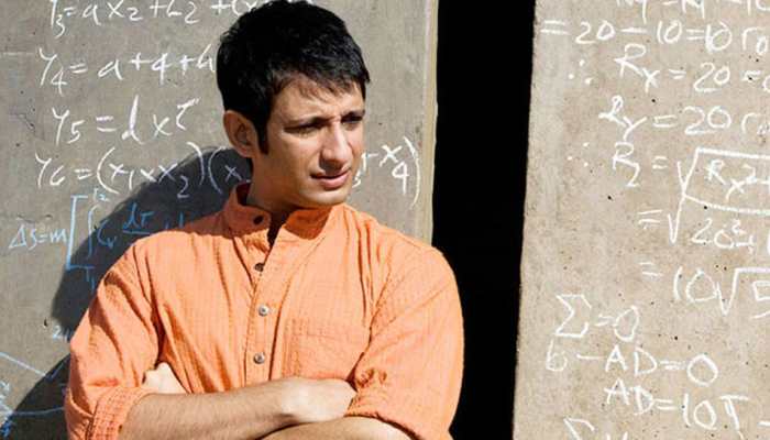 Rajkumar Hirani is a man of integrity: Sharman Joshi