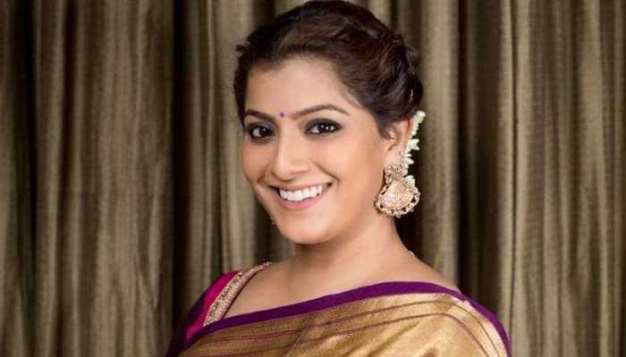 Varalaxmi set to make her Telugu debut Varalaxmi set to make her Telugu debut