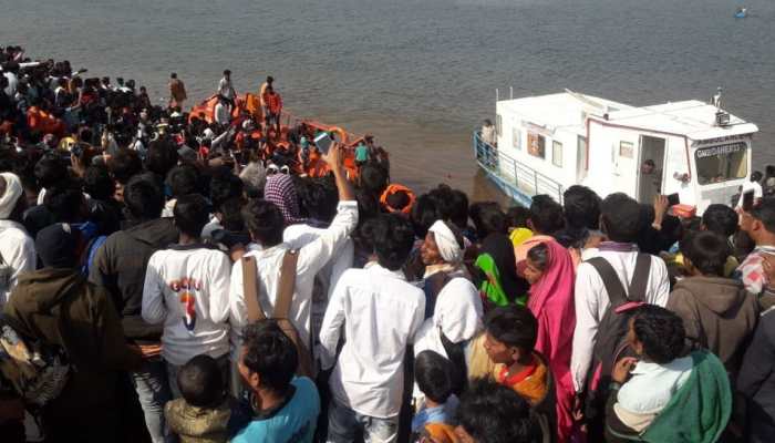 Six drown as boat capsizes in Narmada river in Maharashtra Six drown as boat capsizes in Narmada river in Maharashtra