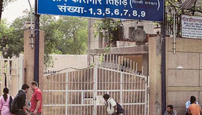 Delhi Chief Secretary removes Tihar Jail Dy Superintendent for alleged misdemeanor Delhi Chief Secretary removes Tihar Jail Dy Superintendent for alleged misdemeanor