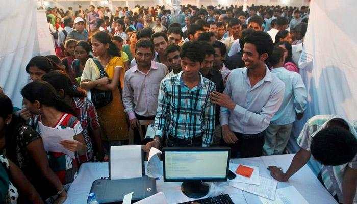 Maharashtra: 7,000 applicants, mostly graduates, for 13 canteen waiter posts in Mantralaya