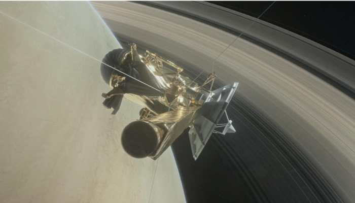 NASA's Cassini reveals new details on Saturn's rings