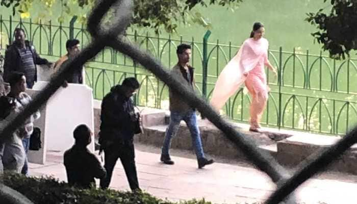 Shahid Kapoor-Kiara Advani spotted in Delhi, shoot for &#039;Kabir Singh&#039; – Pics