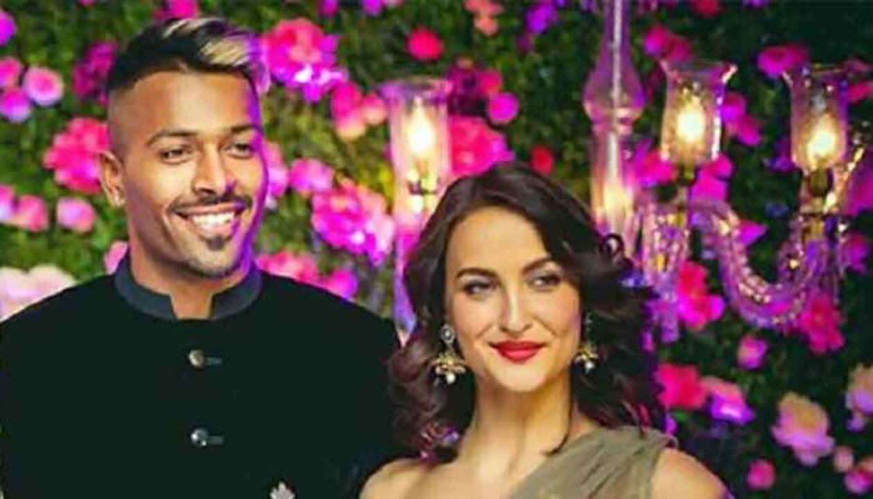 Hardik Pandya's ex Elli Avram blasts him on his sexist comments, asks 'is  it something to brag about?' | People News | Zee News