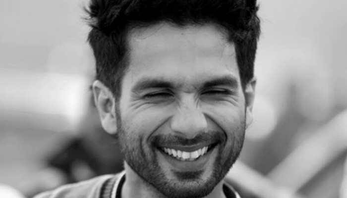 Shahid Kapoor's 'Happy' pic from 'Kabir Singh' sets is unmissable!