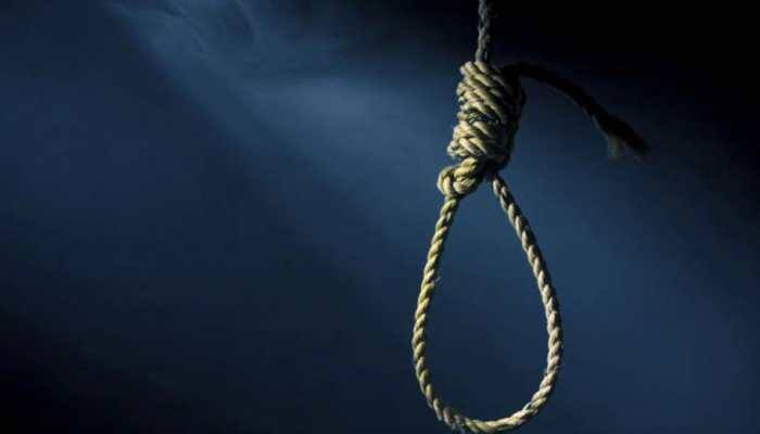 Tamil Nadu government employee kills his entire family of 4, commits suicide